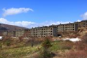 松尾鉱山、廃墟の春
